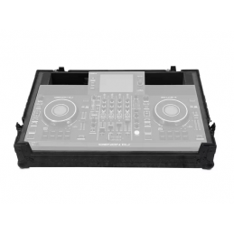 UDG ULTIMATE FLIGHT CASE DENON DJ SC LIVE 4 BLK PLUS WHEELS